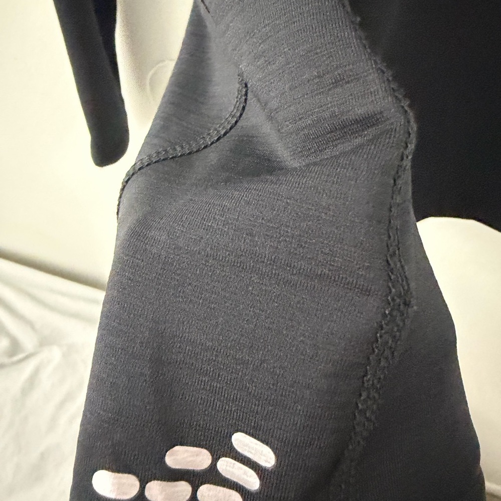 BCG Men's Charcoal Rash Guard - Picture 9 of 10